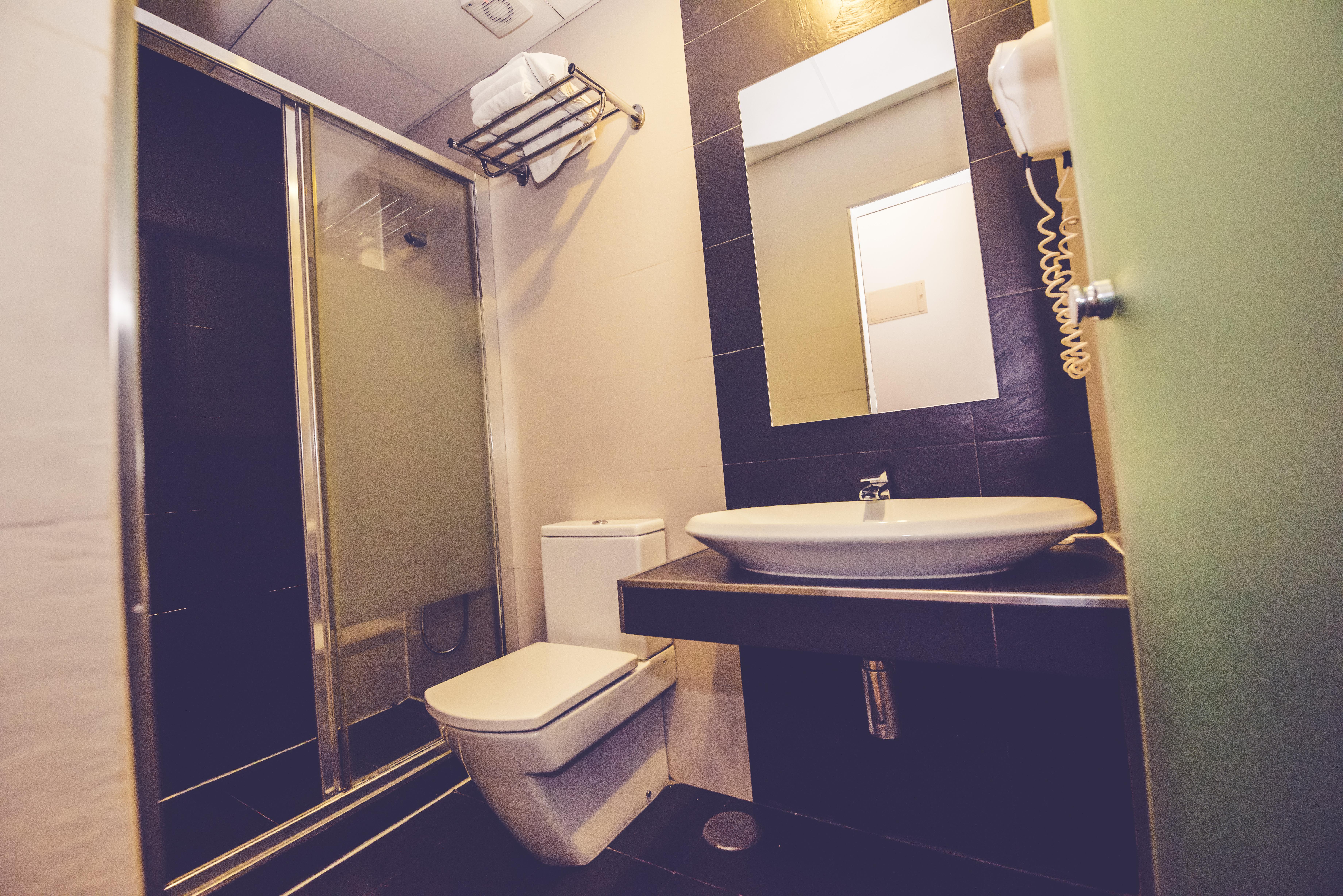 Hostal Sol Los Angeles Madrid Bagian luar foto