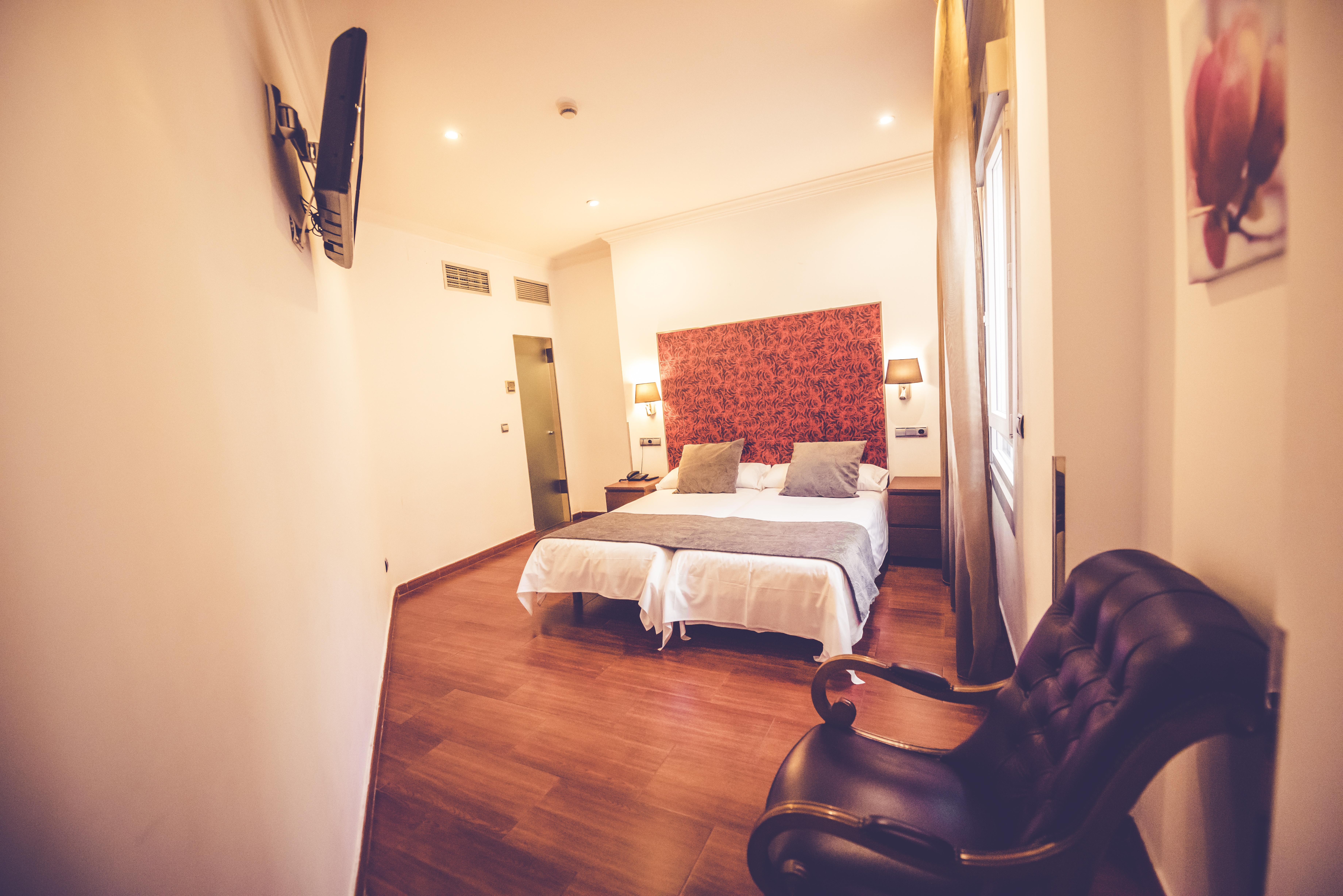 Hostal Sol Los Angeles Madrid Bagian luar foto