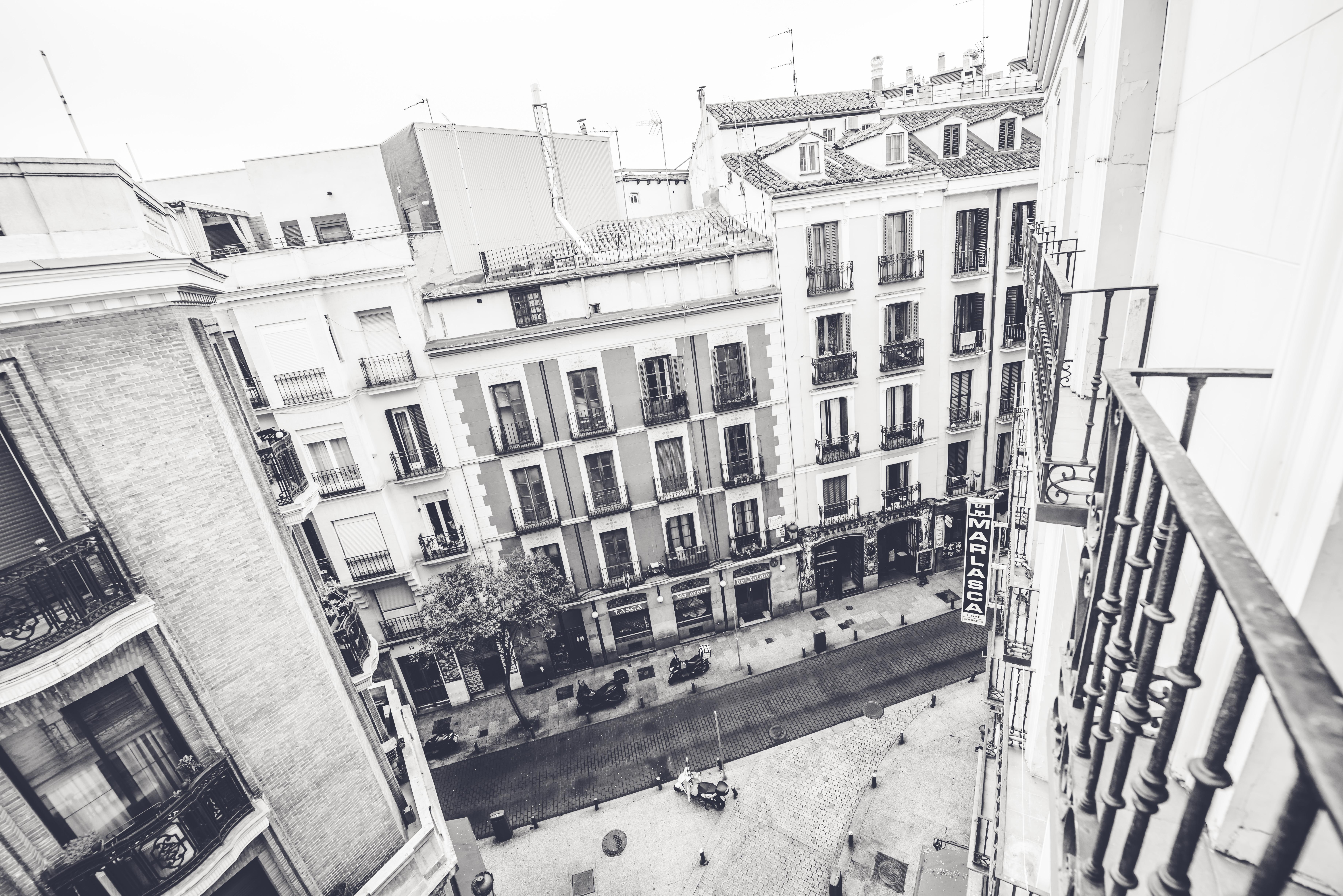 Hostal Sol Los Angeles Madrid Bagian luar foto