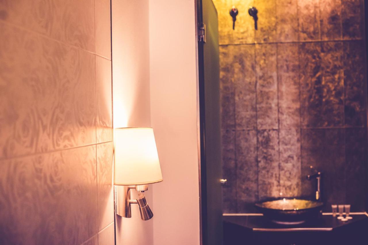 Hostal Sol Los Angeles Madrid Bagian luar foto